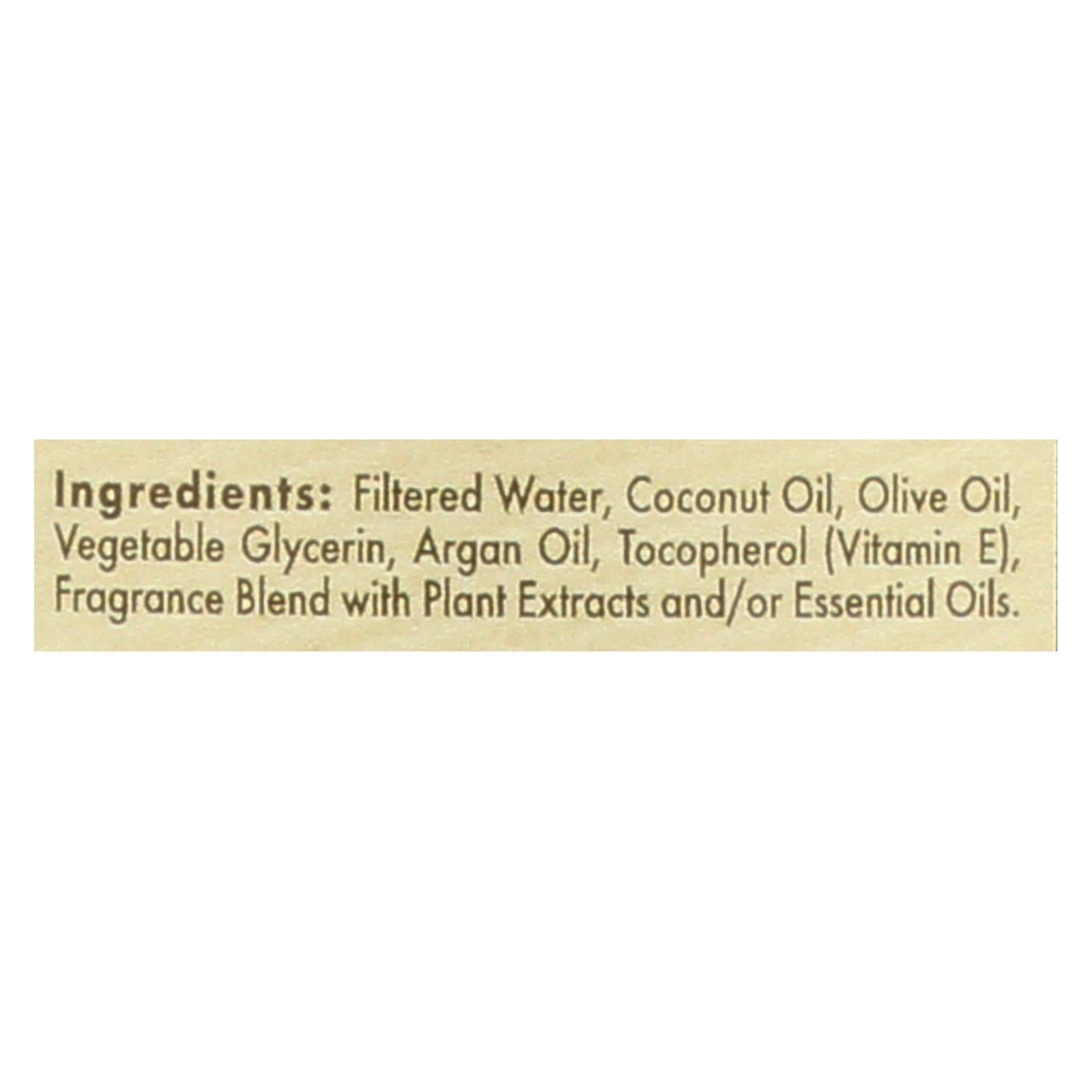 A La Maison - French Liquid Soap - Sweet Almond - 16.9 Fl Oz - Maras Green